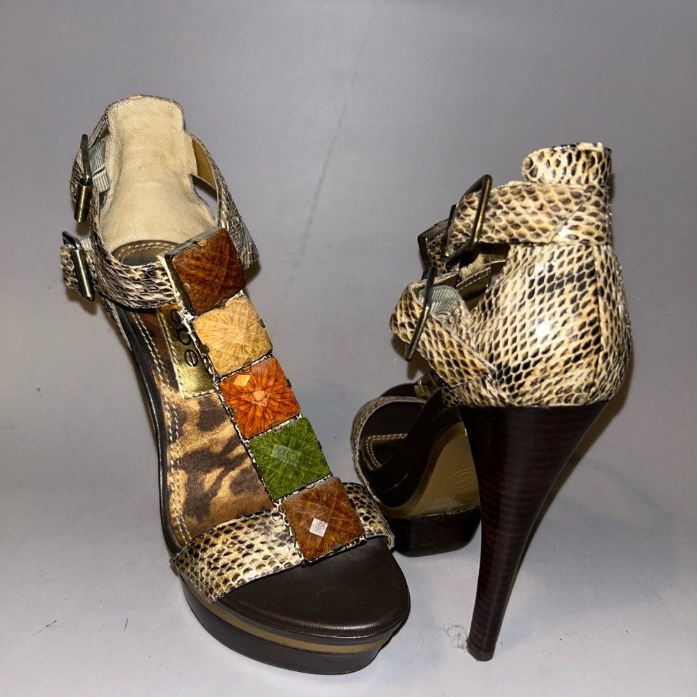 Bebe heeled Sandals